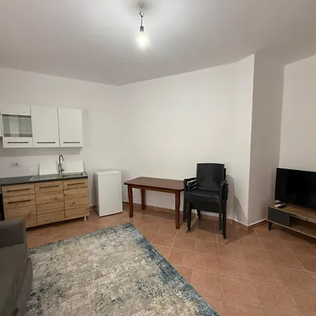 Koko Apartamento Golem (Tirana)
